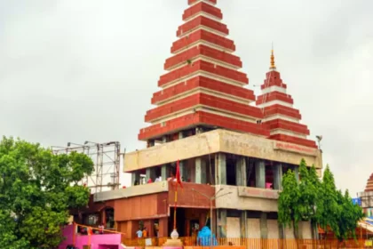 Ram Navami 2026: पटना जंक्शन महावीर मंदिर में भक्तों के लिए खास इंतजाम; 24 हजार किलो 'नैवेद्यम' लड्डू और लाइव दर्शन की व्यवस्था...