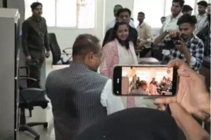 क्या मंत्री पद छोड़कर अब कॉलेज में पढ़ाएंगे अशोक चौधरी? पटना के AN कॉलेज में लेक्चर देकर सबको चौंकाया!..