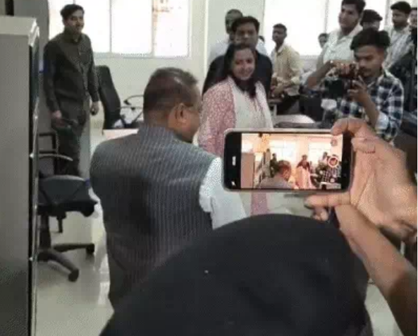 क्या मंत्री पद छोड़कर अब कॉलेज में पढ़ाएंगे अशोक चौधरी? पटना के AN कॉलेज में लेक्चर देकर सबको चौंकाया!..