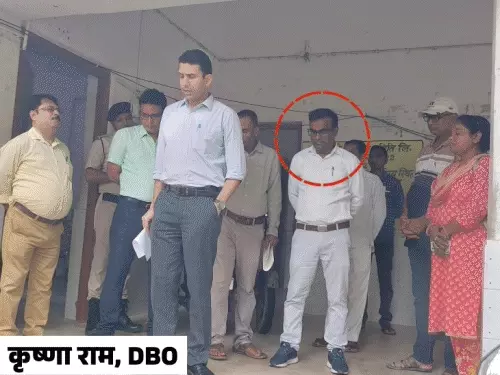 मोतिहारी BDO के ठिकानों पर निगरानी का बड़ा एक्शन: आय से अधिक संपत्ति मामले में सुबह-सुबह रेड, खंगाले जा रहे दस्तावेज...