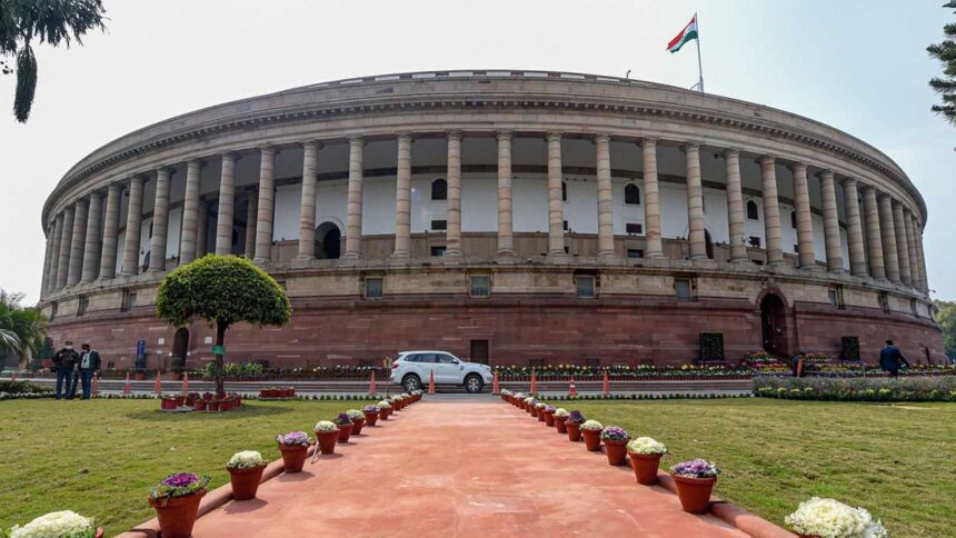भारत सरकार की 1 दिन की कमाई कितनी है? आंकड़े देख चकरा जाएगा आपका सिर!..