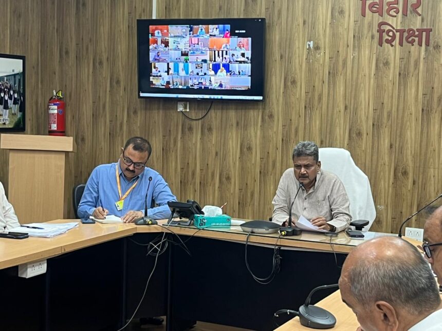 शिक्षा मंत्री सुनील कुमार की समीक्षा बैठक: बिहार में 'मॉडल स्कूलों' के लिए बना नया प्लान, जानें क्या होगा खास?...