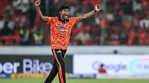 मजदूरी से लेकर SRH के स्टार बनने तक: साकिब हुसैन ने पहले ही मैच में दिखाई रफ्तार, टेनिस बॉल क्रिकेट खेलने वाला लड़का अब है IPL का नया किंग!..