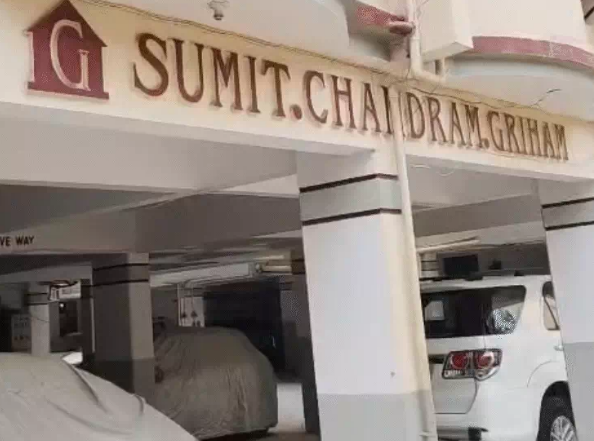 करोड़ों का मालिक निकला नगर विकास विभाग का इंजीनियर! SVU की छापेमारी में खुली 'अवैध कमाई' की पोल...